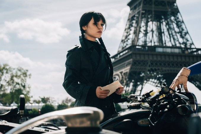 "From Paris, with horror": Netflix released the first still from the third season of "Wednesday" — Ortega at the Eiffel Tower